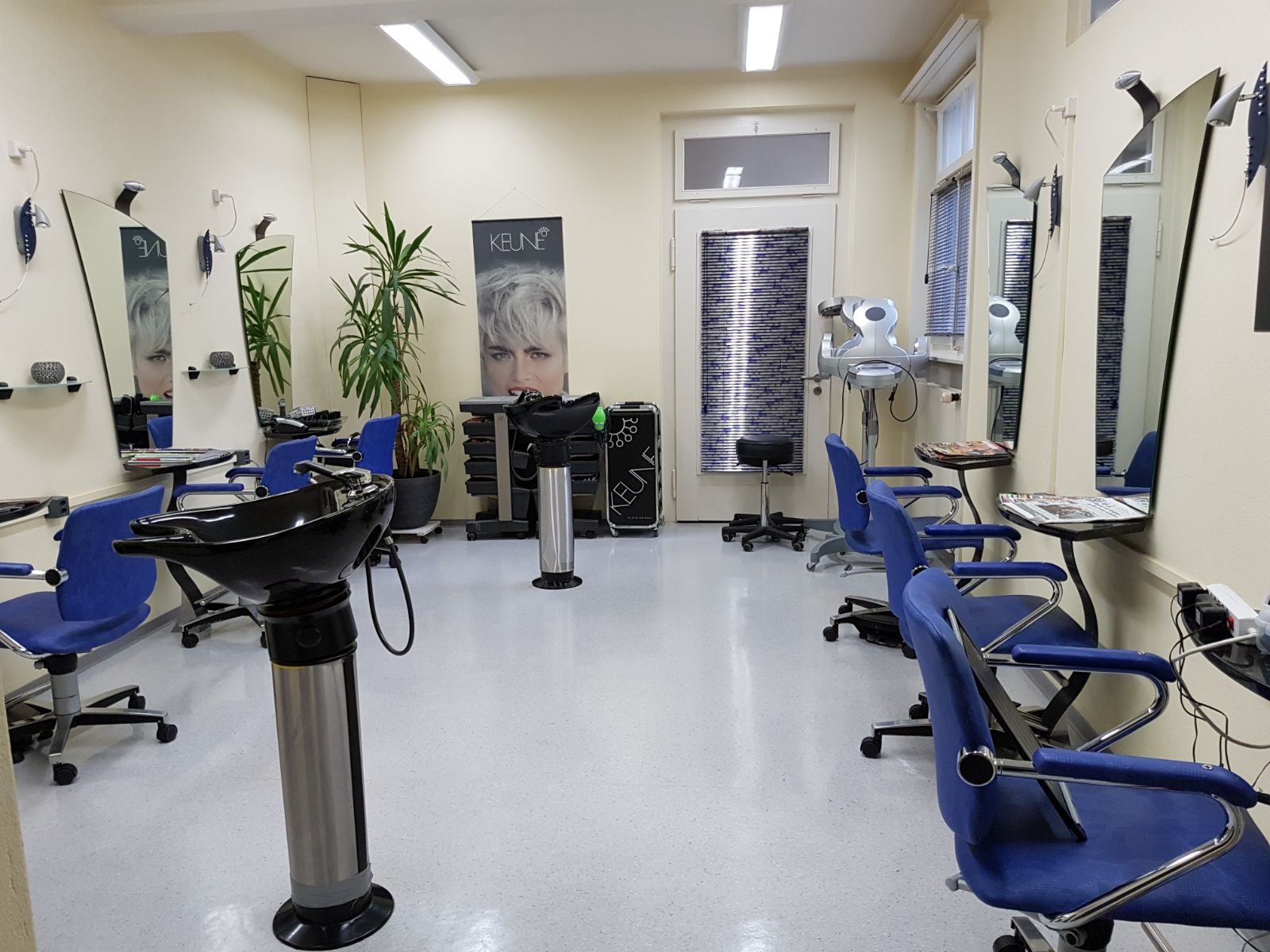 Estetica COIFFURE Kosmetik Mathez, Dorfstrasse in Ins