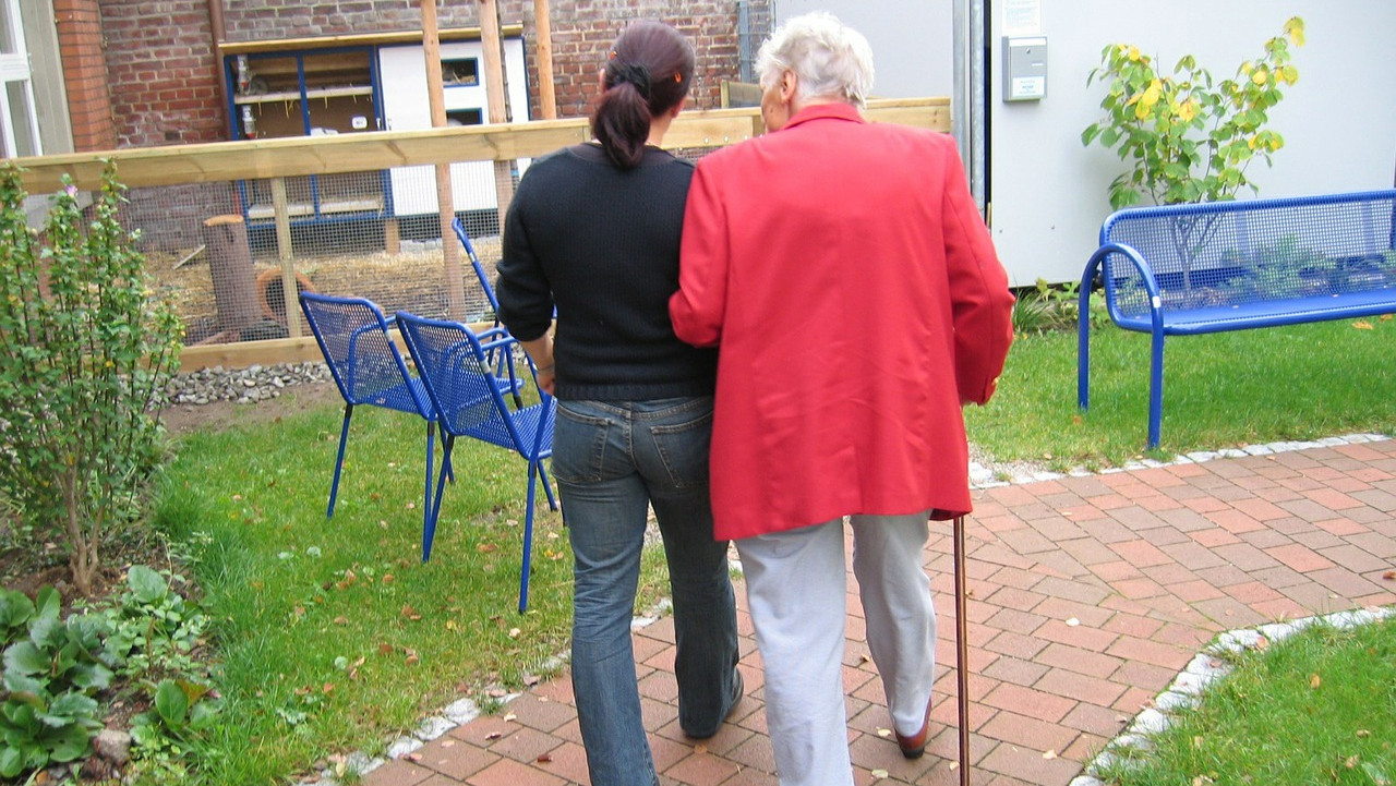 Harrys-Dienstleistungsservice, Kirchstraße in Großefehn