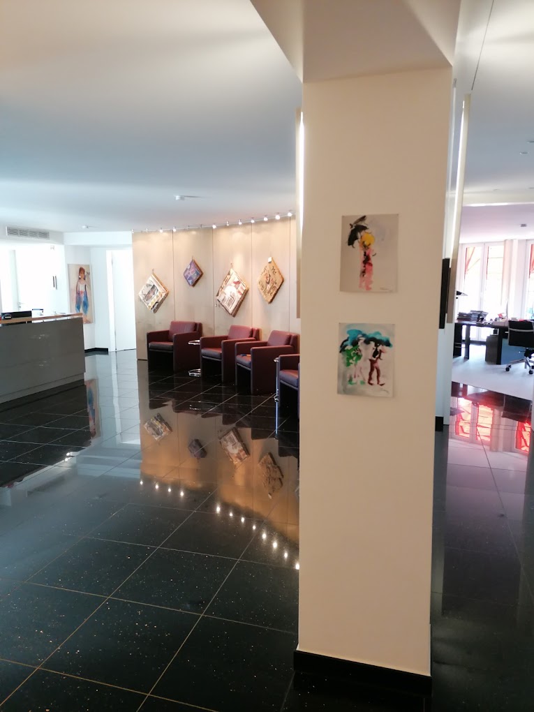 Rechtsanwältin­ Semra Sanliünal, Königsallee in Düsseldorf