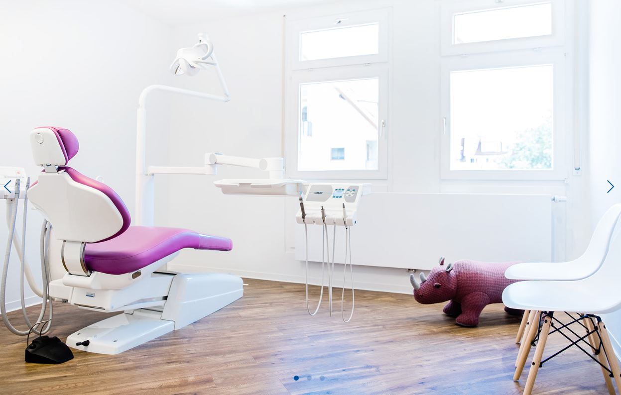 Praxis Ana Pohlmann Kieferorthopädie, Heiligkreuzstraße in Nürtingen