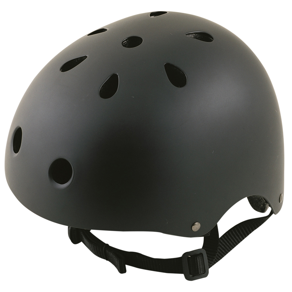 matt black cycle helmet