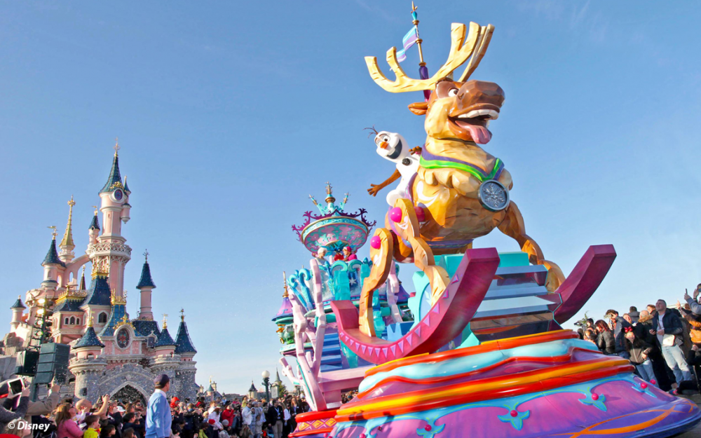 Busreis 3 Dagen Parijs en Disneyland® Paris Slangen Reizen Zeer voordelige reizen!