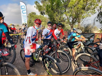 Amando  Núñez Denova 