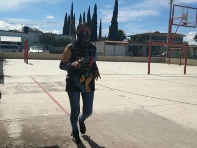 julia  estrada trejo