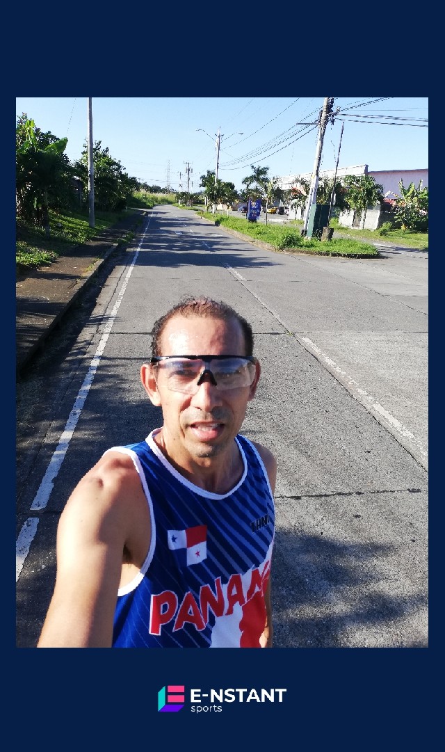 Alexander  González