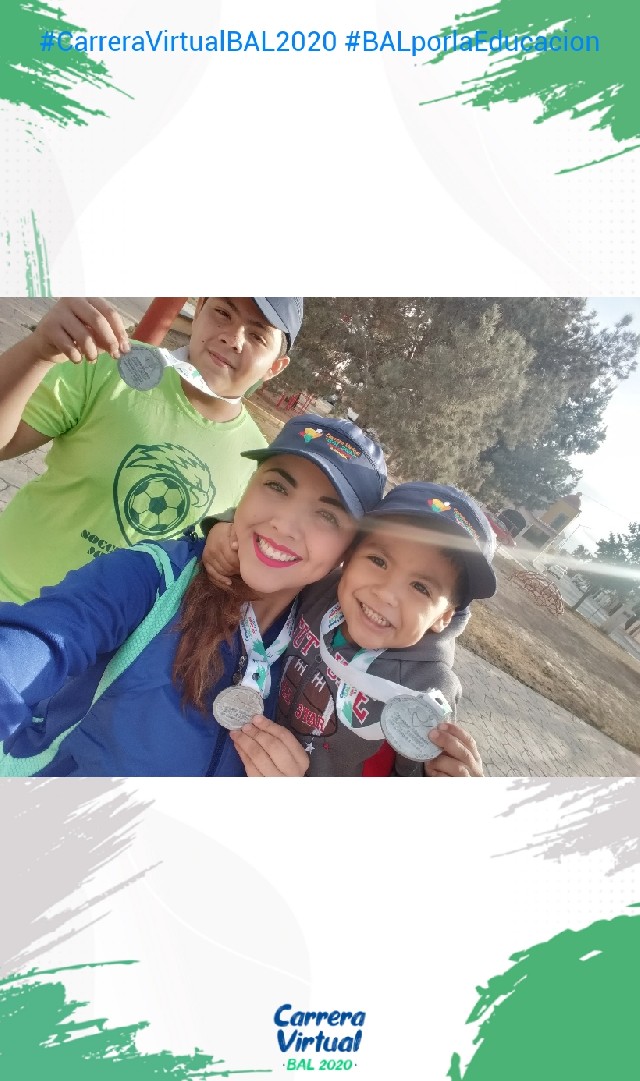 Jacquelinne Adriana  Santos Gutiérrez 