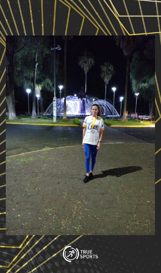 Andrea Yessenia  Valencia Rivas 