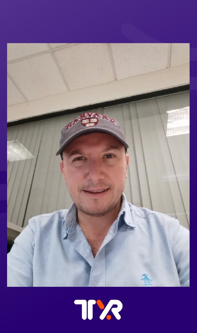 Jorge Enrique Flores Olvera