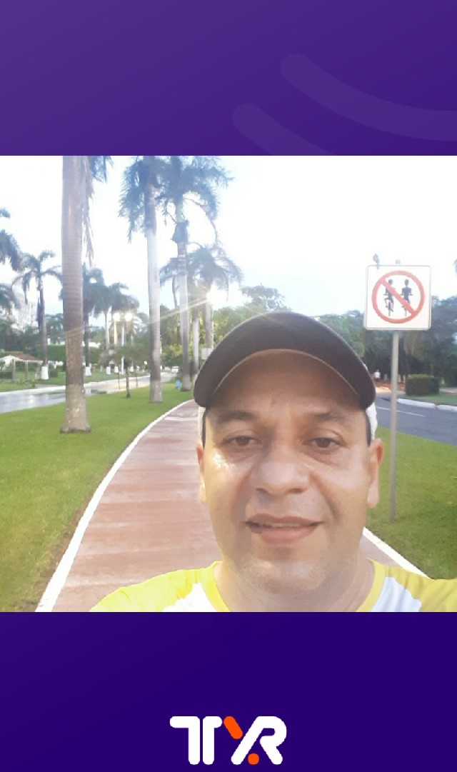 Benja Mondragon Perez