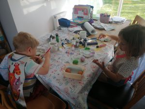 Painting eggs
