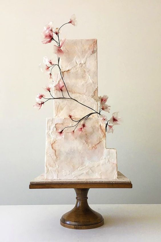 luxury wedding cake