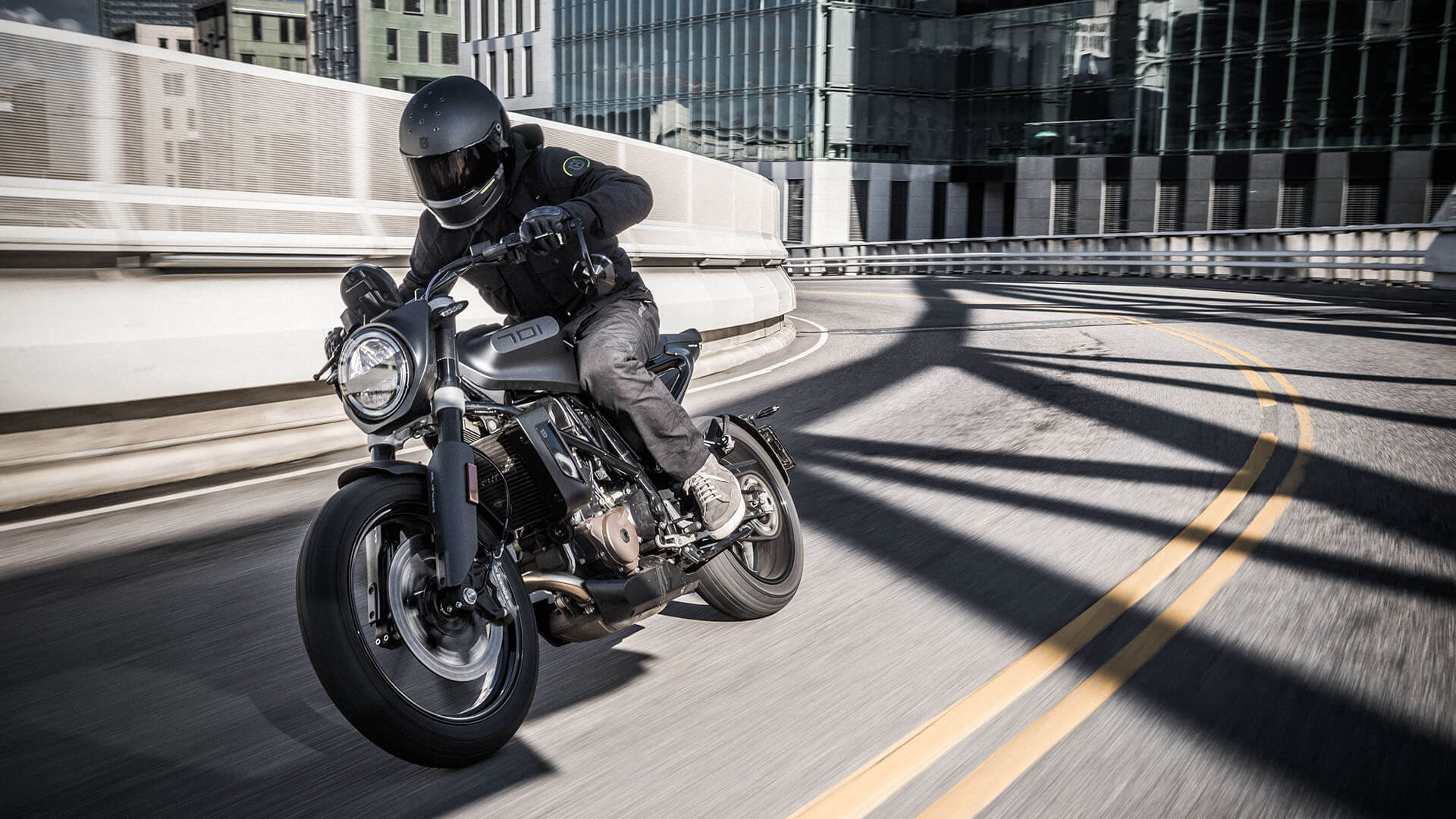 Husqvarna Svartpilen 701 ser du på MC-messen 2019.