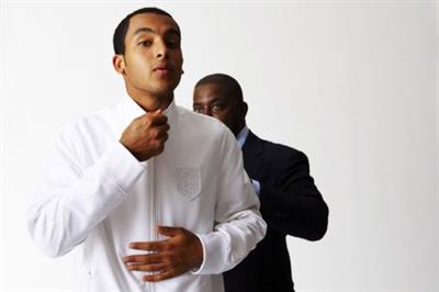 charlie-allen-with-theo-walcott.jpg