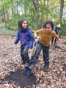 bulb-planting-kids.jpg