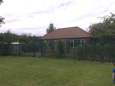 the-beehive-community-centre.jpg