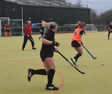 staff-v-6-th-form-hocley-match.jpg