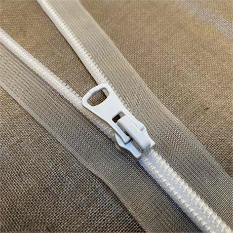 #7 Transparent Plastic Zip by the Metre Image 1