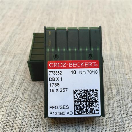 Size 70/10 Ballpoint Industrial Machine Needles 16x231 Image 1