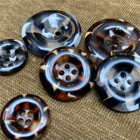 Recycled Rpet Polyester 4-Hole Button Image 1