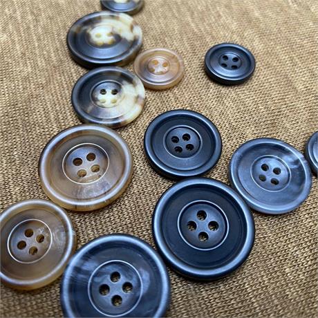 Imitation Horn Urea 4-Hole Buttons Image 1