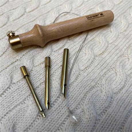 Durable Punch Needle with 3 removable Needles Image 1