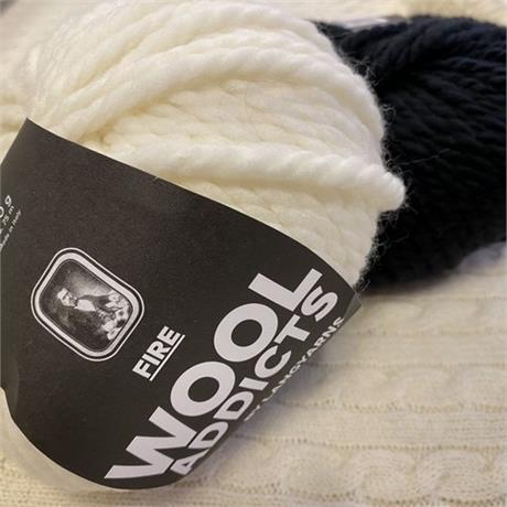 Lang Yarns Fire - 50g Image 1