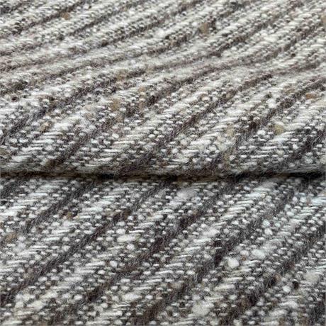 Diagonal Tweed Image 1