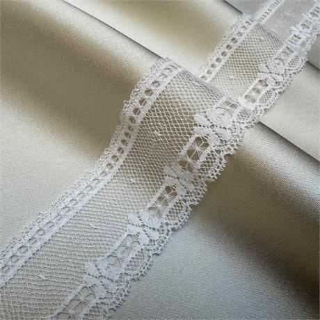 Fine Cluny Cotton Lace Trim Image 1