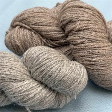 Manos Del Uruguay Natural Alpaca Heather Yarn  Image 1