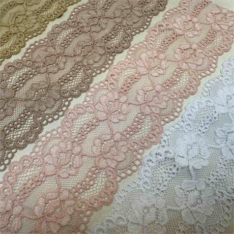 Stretch Lace Trim Image 1