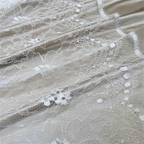 Chantilly Lace Image 1
