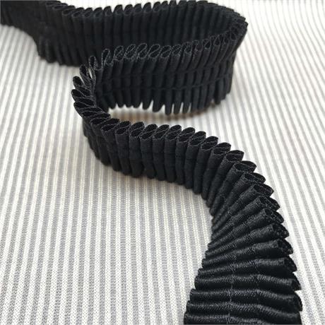 Pleated Double Satin Ribbon Image 1
