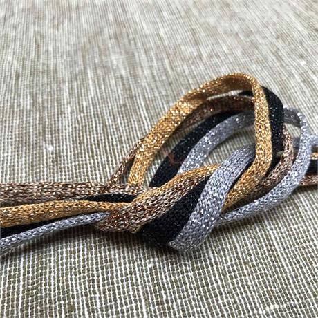 Italian Metallic Rouleau Loop Image 1