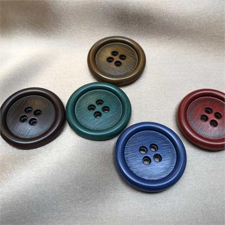 Italian Plastic Leather Look 4-Hole Butt Image 1