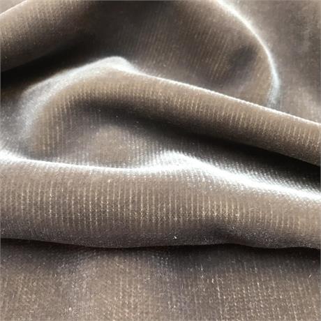 Italian Sheen Velvet Image 1