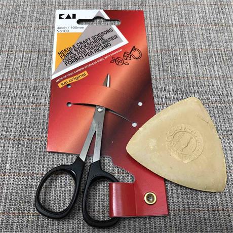 Kai  N5100 Needlecraft Scissors 10cm Image 1