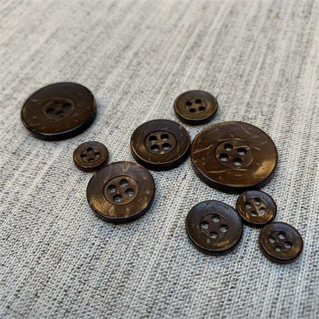 4-Hole Coconut Button Image 1