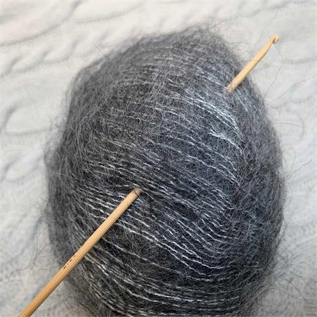 SeeKnit Shirotake 2.25mm Bamboo Crochet Hook Image 1
