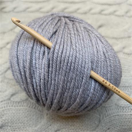 SeeKnit Shirotake 3.5mm Bamboo Crochet Hook Image 1
