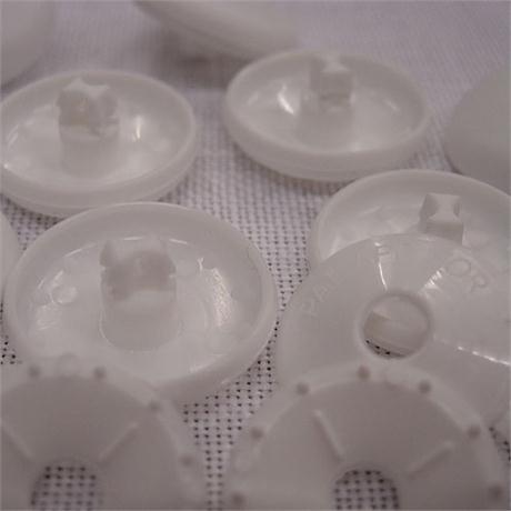 Prym 15mm Button Covering Kit On Cards Image 1