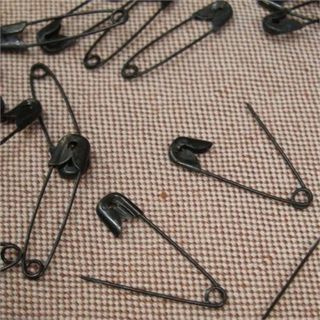 Black Steel Safety PIns 23mm Image 1
