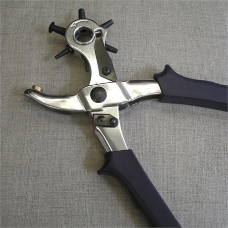 Prym Revolving Hole Punch Image 1