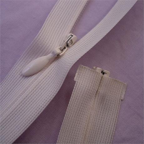 50cm Concealed Lightweight Open End Zip Image 1