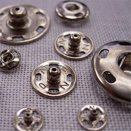 Prym 15mm Black Snap Fasteners Image 1