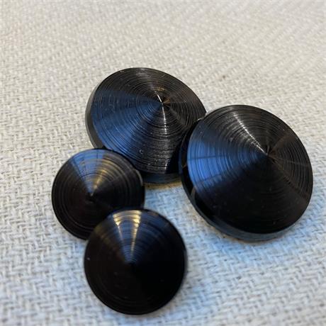 Italian Spinning Top Shank Button Image 1