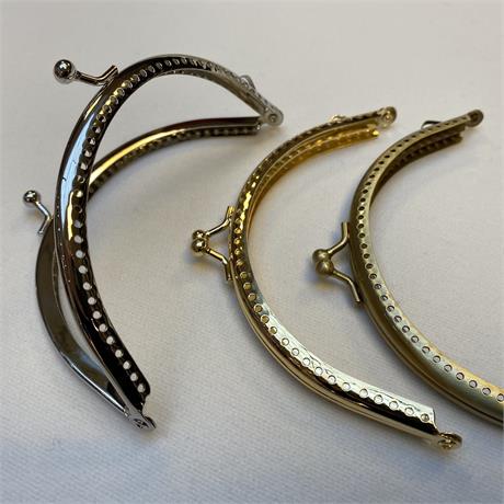 Purse Frame Image 1