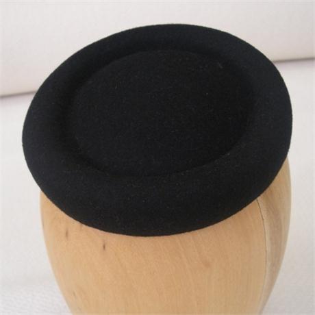 Felt Beret Image 1