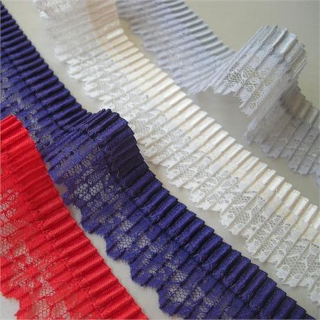 Pleated Ribbon Lace Trim 32mm Image 1
