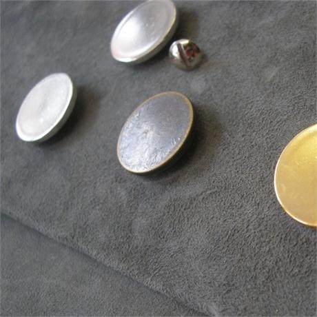 Screw-In Belt Screws Image 1