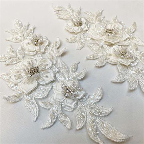 3D Crystal Beaded Motifs - Pairs Image 1